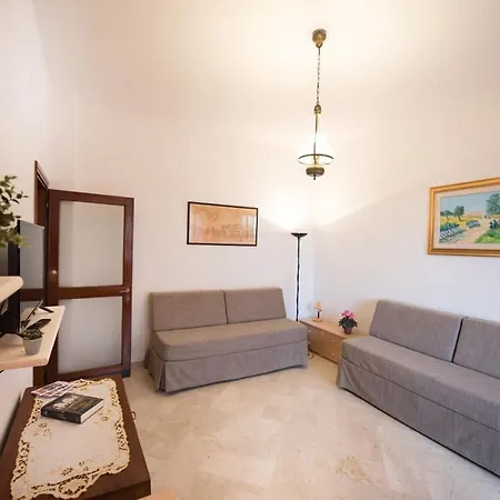Holiday home L'angolo Della Lupa